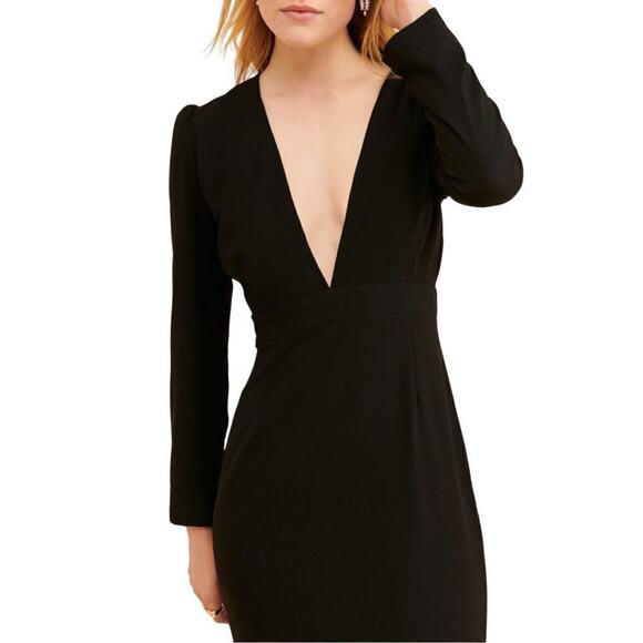 Anthropologie /Camilyn Beth Valerie Plunge Gown - Picture 3 of 10